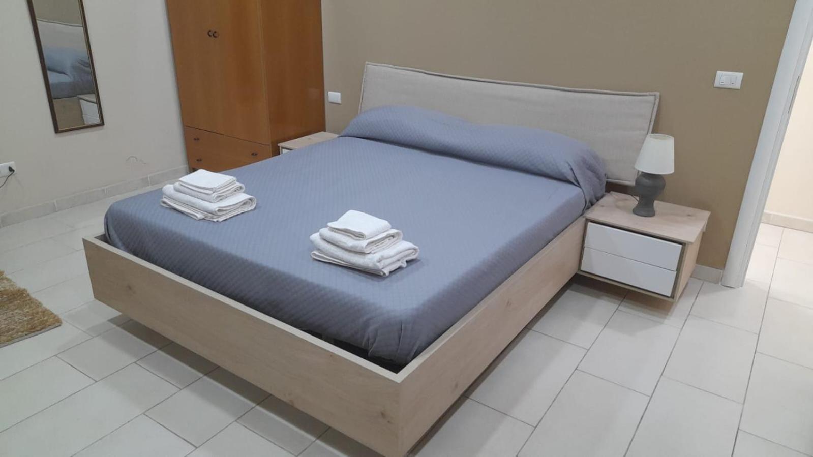 76 Avenue Suites Wi-Fi - Shuttle Reggio di Calabria Zewnętrze zdjęcie