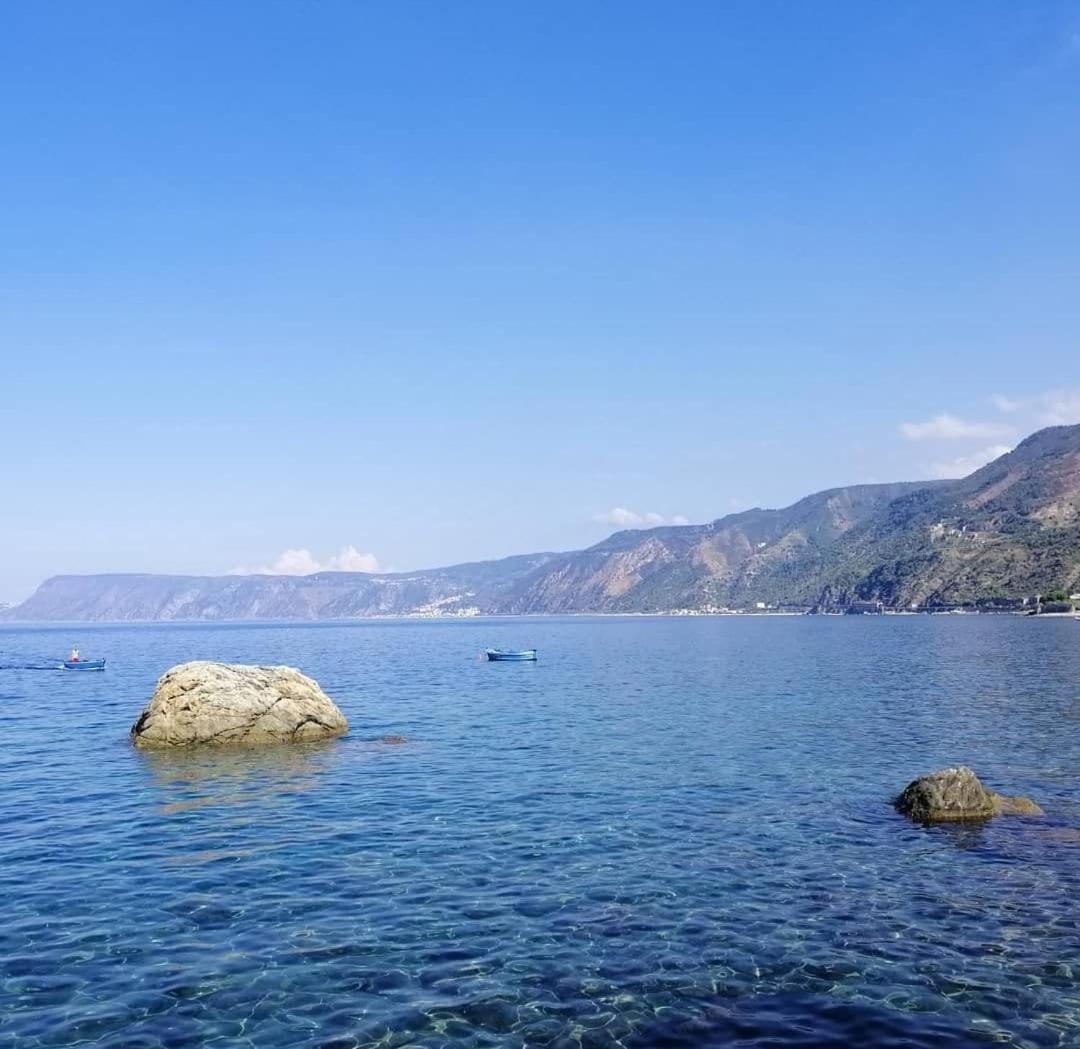 76 Avenue Suites Wi-Fi - Shuttle Reggio di Calabria Zewnętrze zdjęcie